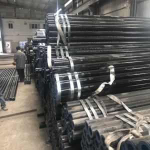 ống thép đen hoà phát